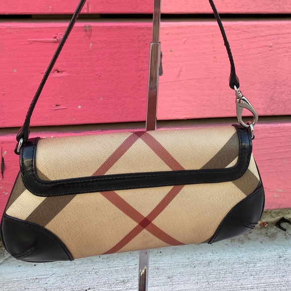 Mini authentic Burberry bag - Picture 3 of 6